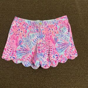 Lilly Pulitzer shorts size 8